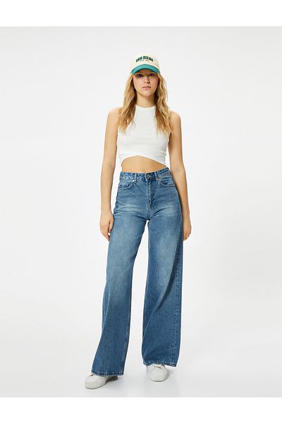 Koton Crop Corded Athlete Asymmetrical Cut Crew Neck
