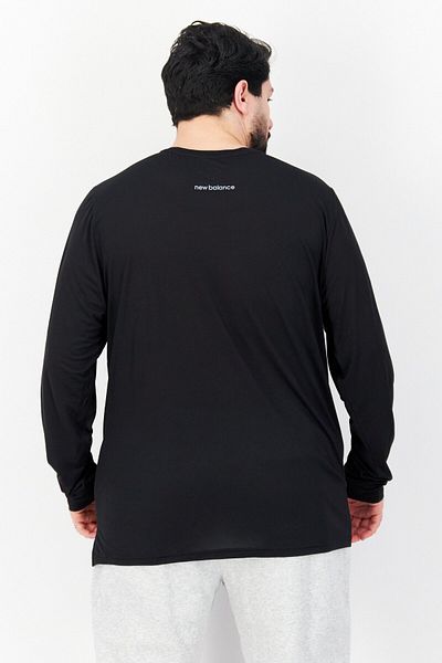 New Balance Men Sportswear Fit Crew Neck Long Sleeves Running Sweatshirt, Black