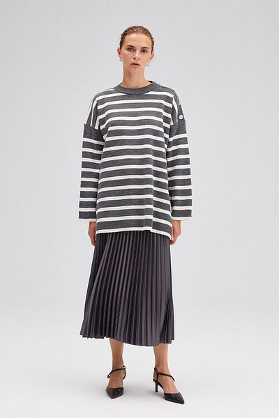 Touché Privé KNOB DETAIL STRIPED KNITWEAR TUNIC