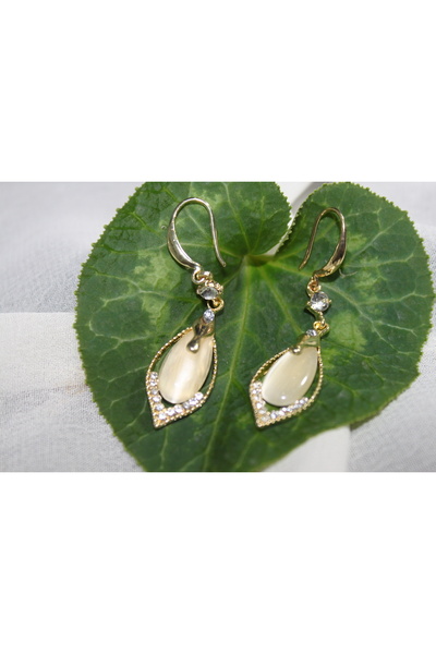 puduhepa Zirkon Taşlı Su Damlası Gold Renk Zarif Küpe