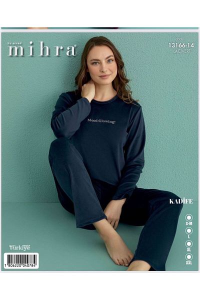 Mihra Velvet Pajama Suit