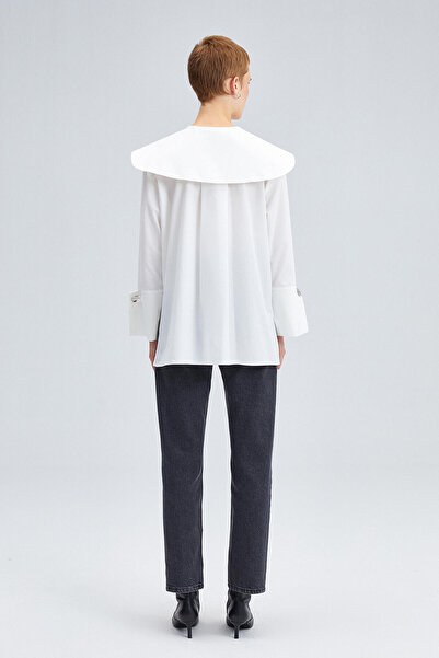 Touché Privé WIDE COLLAR POPLIN SHIRT