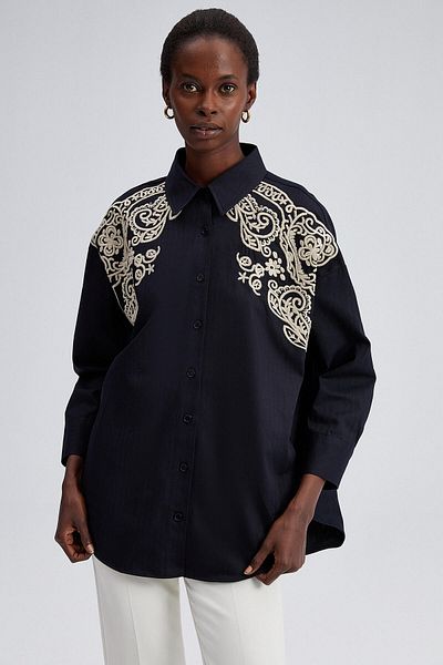 Touché Privé Cămașă OVERSIZED CU BRODERIE FONTĂ