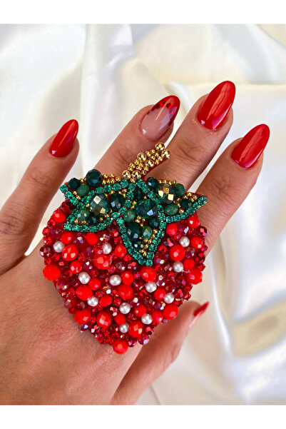 Lucky Designs İşlemeli Çilek Broş/ Hediyelik Şık Broş/ Keçe Iğneli Mandal Detay Broş