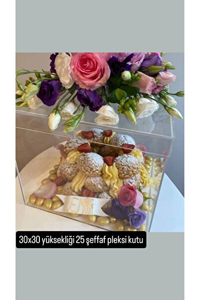 innossa pleksi dekorasyon 30x30 yüksekliği 25  şeffaf pleksi kutu ( boş kutu)