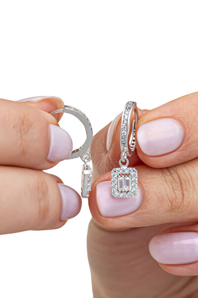 Crystal Diamond Zirconia 0.65 karat baget küpe