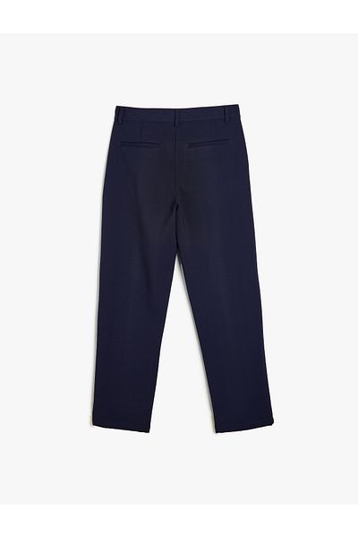 Koton Palazzo-Lose-Stoffhose mit Knopfleiste und Chino-Taschendetail