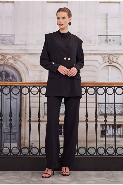 HEQA Чорний блейзер і брюки