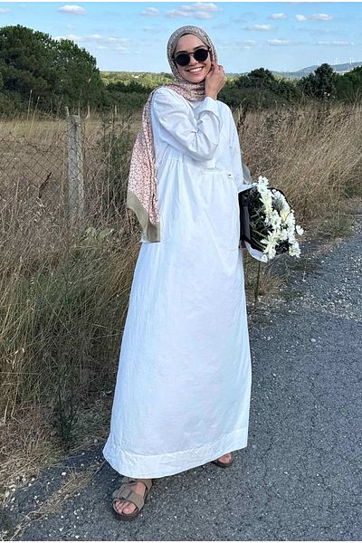 HEQA Rochie albă din poplin brodat