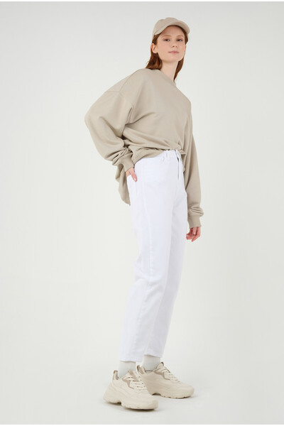 HEQA Mom Comfort Jean White