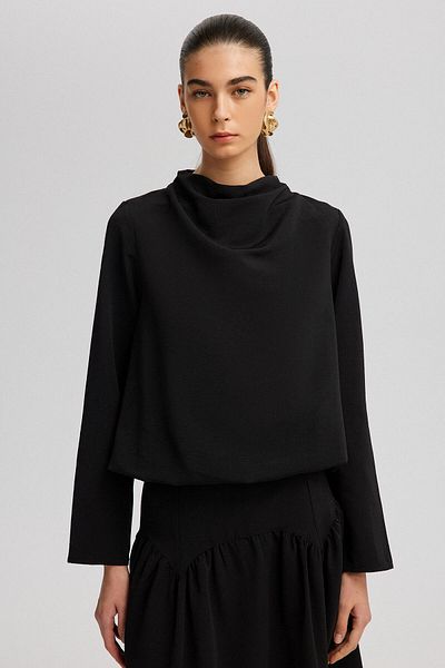 Touché Privé Linen Textured Lace Collar Blouse