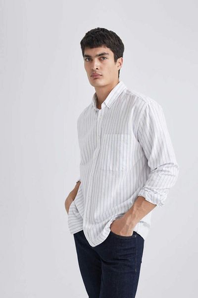 DeFacto Gestreiftes Oxford-Langarmhemd mit Polokragen und Relax Fit B3679ax24sp