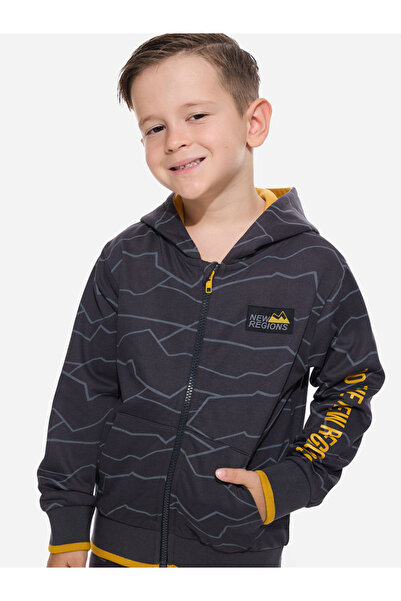 Victor and Jane By Styli All-Over Print Full zipper Hoodie & Joggers Set