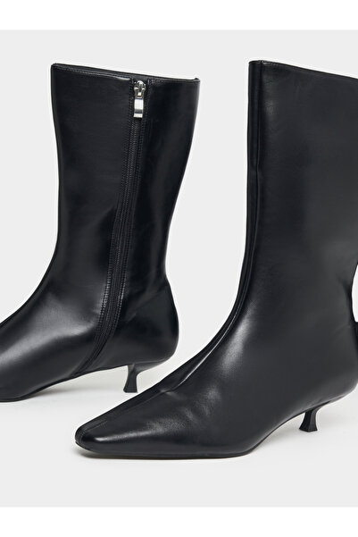 Raid By Styli Pointed Toe Kitten Heel Boots with Zip Closure