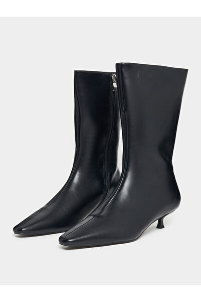 Raid By Styli Pointed Toe Kitten Heel Boots with Zip Closure