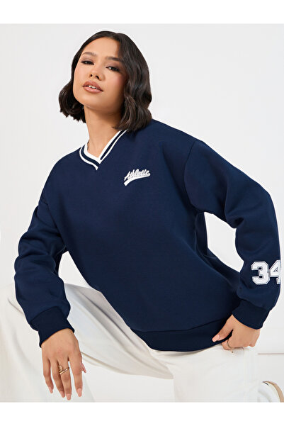 Styli V Neck Regular Fit Sweatshirt