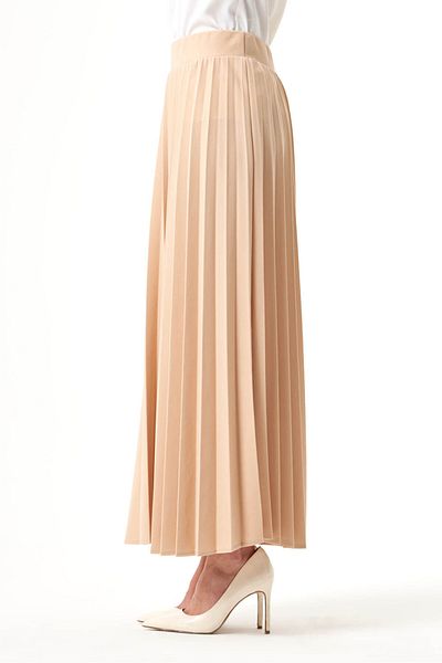 Mizalle Crepe Knitted Pleated Beige Skirt