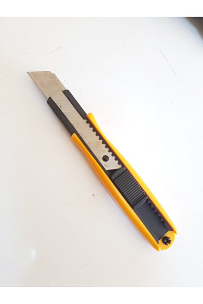 NSP MAKET BIÇAĞI METAL GÖVDELİ FALÇATA 18MM