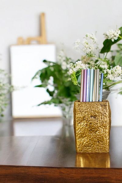 Evene Color Model 7 - Pen Holder Organizer, Gold Antique Patterned Desk Pen Holder