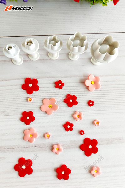 nescook Mini Flower Pressing 5 Pieces (with injector) Cookie Mold / Sugar Dough Mold / cookie plunger