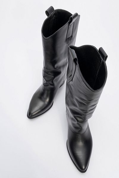 LuviShoes Κοντές μπότες SOJO Μαύρο δέρμα από γνήσιο δέρμα με χοντρό τακούνι