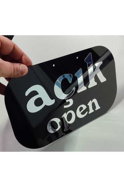 QUEEN Açık / Kapalı yazısı kabartma,parlak