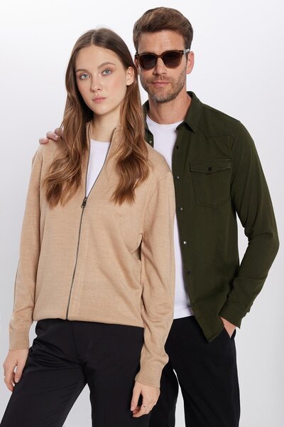 Tudors Unisex Slim Fit Dar Kesim Bej Dik Yaka Fermuarlı Düz Hırka