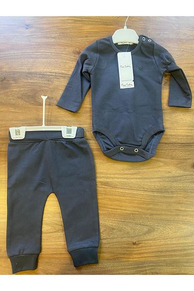 Pierre Cardin 2-Piece Set with Snap Body