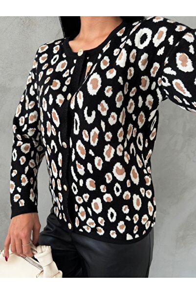 sportiness Трикотажний кардиган з леопардовим принтом і ґудзиками