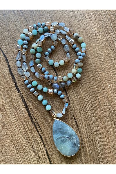 Store Green Color Beaded Quartz Natural Stone Necklace