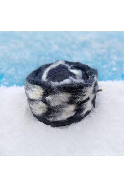 ankays Heart Hat Warm Authentic Heart Made from Felt and Wool Blend