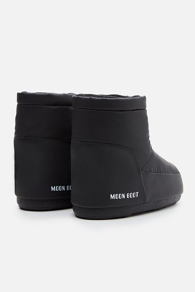 MOON BOOT 80D 1409410 Model Relaxed Fit Outfit