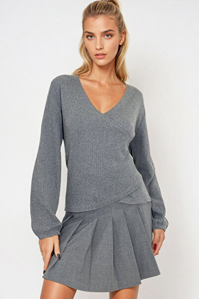 Trend Alaçatı Stili Women's Dark Gray Double Breasted Collar Elastic Sleeve Blouse Alc-X12929