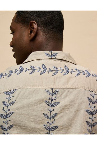 AMERICAN EAGLE Ae Pocket Cut Button-Up Pleated Poolside Shirt U-2154-6321