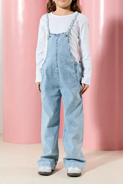 TRENDYOLKIDS Ledově modré bavlněné džínové tričko a salopet sada pro dívky - Tkdaw25Se00000