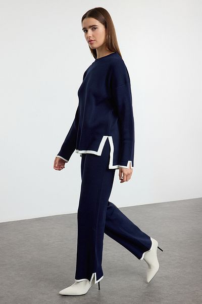 Trendyol Collection Sötétkék széles szabású kontraszt színű kötöttáru alsó-felső szett TWOAW24AU00062