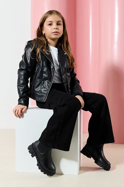TRENDYOL SHOES Чорні еластичні дитячі черевики для великих дівчаток Chealsea TAKAW25BO00039