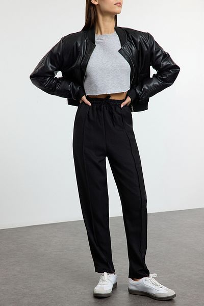 Edit by Trendyol Pohodlné tkané kalhoty Black Carrot/Shalwar Tedaw25Pl00025