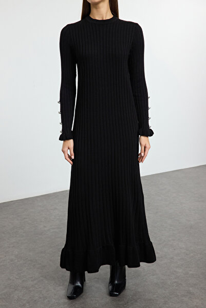 Trendyol Modest Μαύρη φούστα με βολάν με ριμπ πλεκτό φόρεμα TCTAW25EB00016