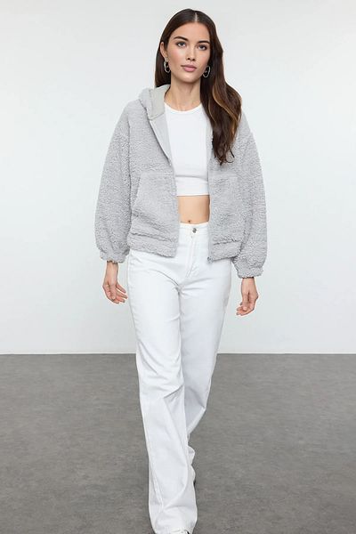 Trendyol Collection Světle šedá plyšová mikina na zip s kapucí – tlustá pletená Twoaw25Sw00238