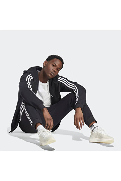 adidas Essentials Fleece 3-Stripes Tapered Cuff Sweatpants