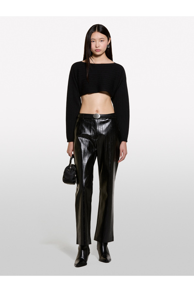 Sisley سترة نسائية قصيرة مضلعة من الصوف الأسود ورقبة قارب