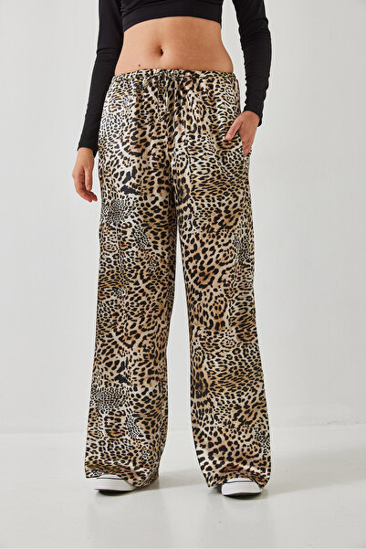 Bianco Lucci Women's Leopard Print Satin Palazzo Trousers with Elastic Waist 60351275