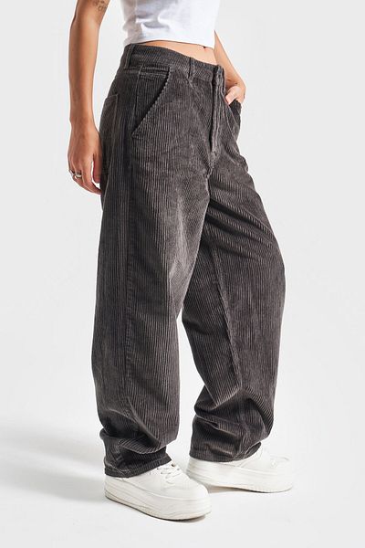 its basic Women's Anthracite Color 26W414 Thick Corduroy Fabric Skater Pants
