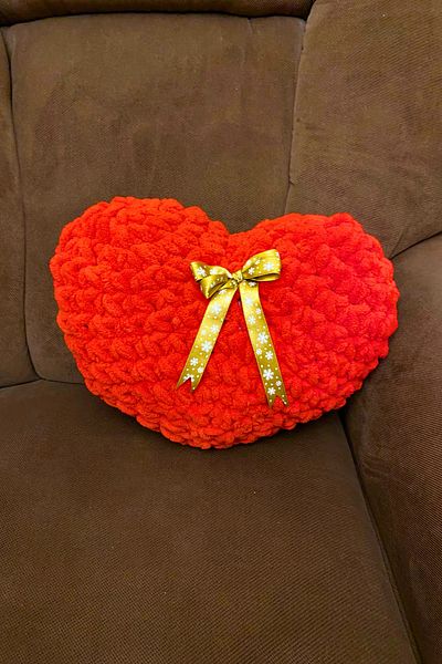TULEK Alize Heart Decorative Christmas Pillow 35/35cm