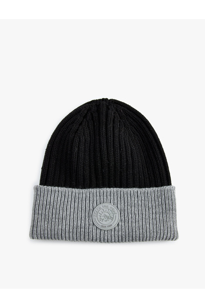 Koton Етикетка Детальний кольоровий блоковий шапочка з підкладкою