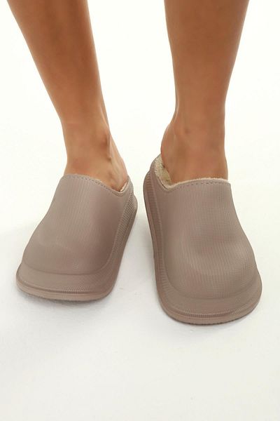 Beyond Unisex Gray Wander Mat Faylon House Slippers with Fur Inside Sole 4cm Byndfay01