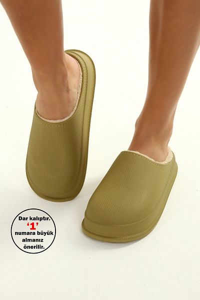 Beyond Γυναικείες παντόφλες Green Wander Matte Faylon με γούνα εσωτερικά 4cm BYNDFAY01