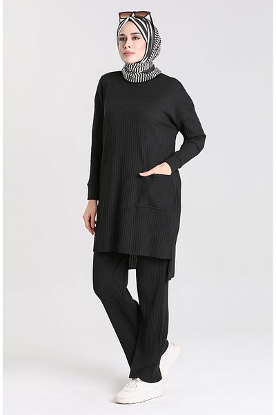 sefamerve Schwarzes Set aus Tunika und Hose mit asymmetrischen Taschen – 7731-01