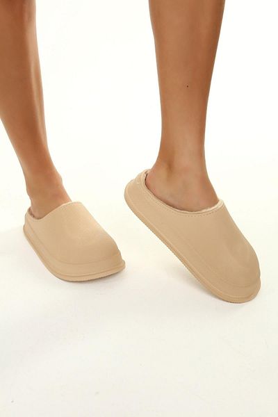 Beyond Μπεζ Unisex Wander Mat - Παντόφλες σπιτιού με σόλα Faylon και γούνα 4cm Byndfay01